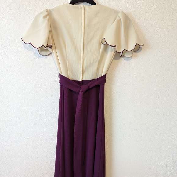 Vintage Cottage Core Dress - Picture 3 of 3